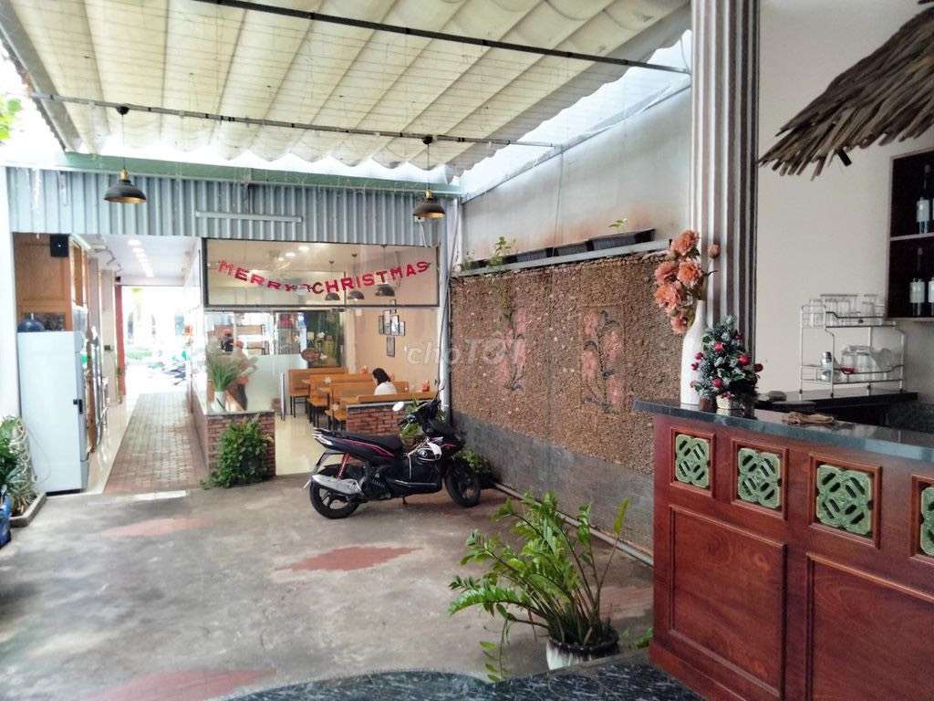Cho thuê nguyên căn mặt tiền Trường Sơn Phường 4 ,Q.Tân Bình